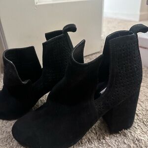 Steve Madden Elegant Black Ankle Boots